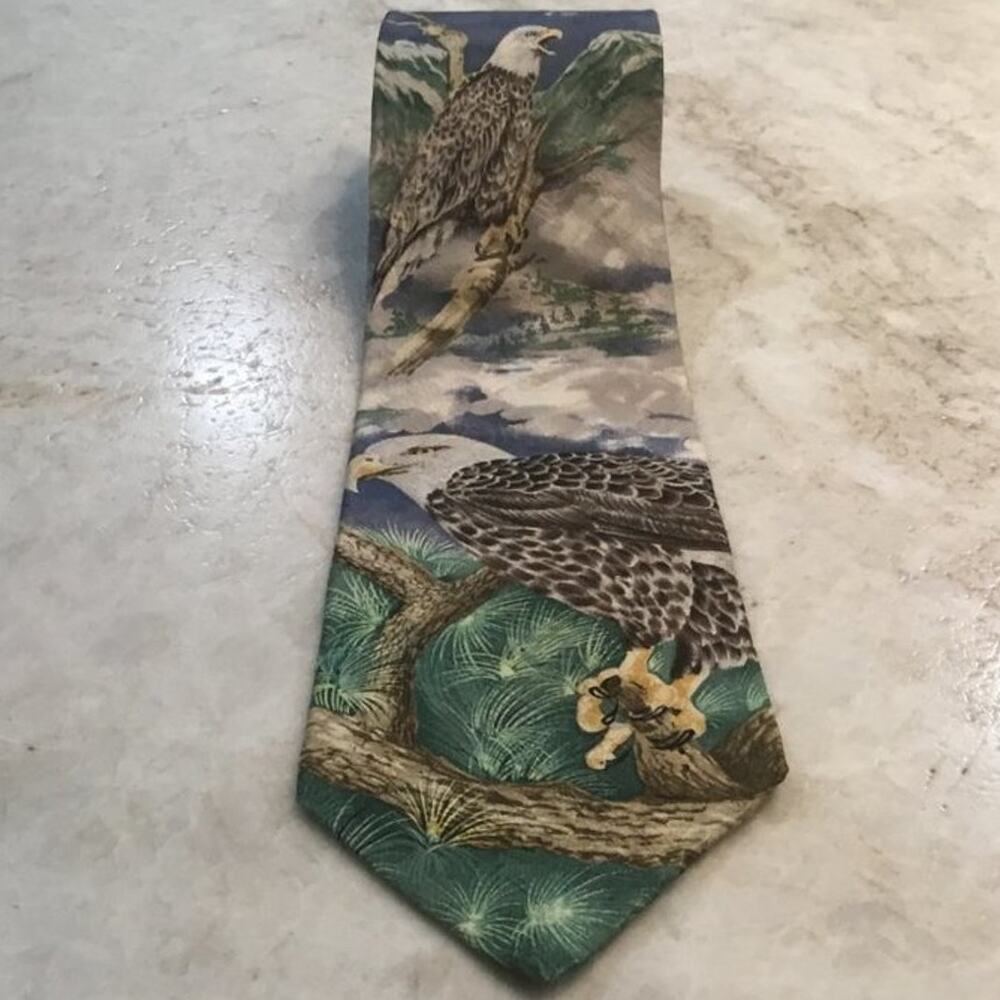 ENDANGERED SPECIES SILK TIE